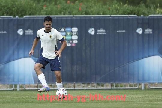 华体会hth-NBA火箭队25号球员介绍及精彩赛场表现